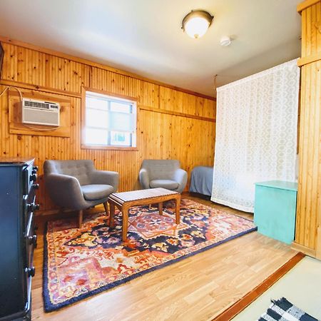 Flathead Lake Resort Woods Bay Exterior foto